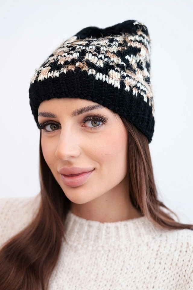 Women's wool winter hat with decorative crystals K399 black