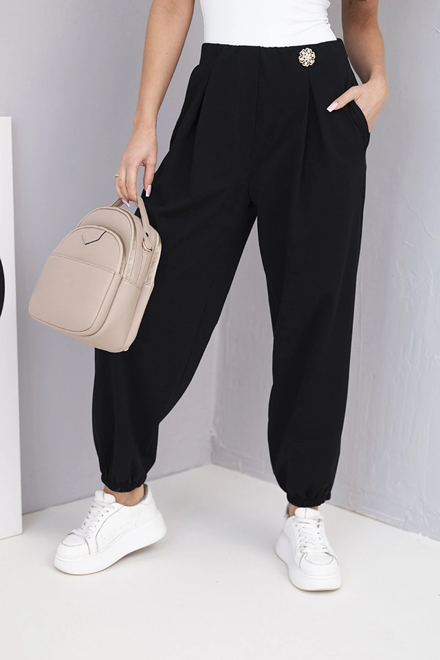 Women's cotton high-waisted pants with decorative button black
