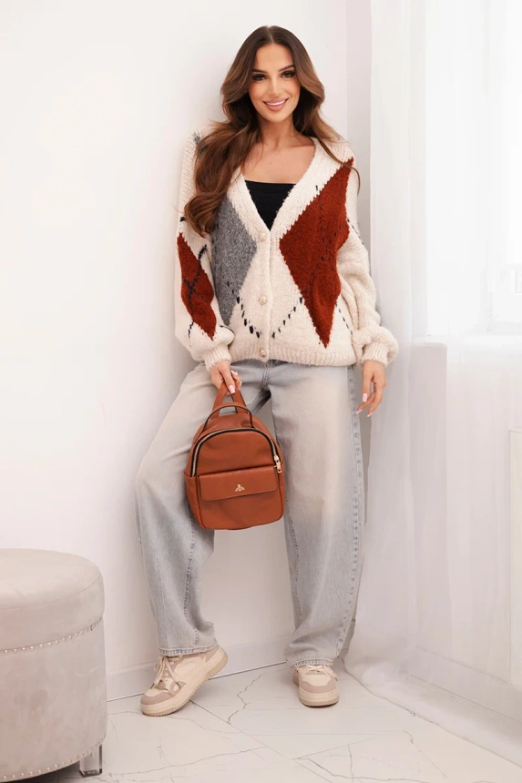 Women's button-up diamond-pattern sweater with wool beige