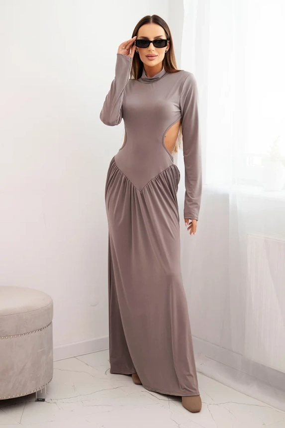 Damenkleid aus Viskose lang mit Rollkragen und freiem Rücken fango