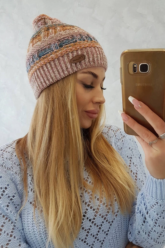 Cap with fleece Patrycja K254 pink + cappuccino