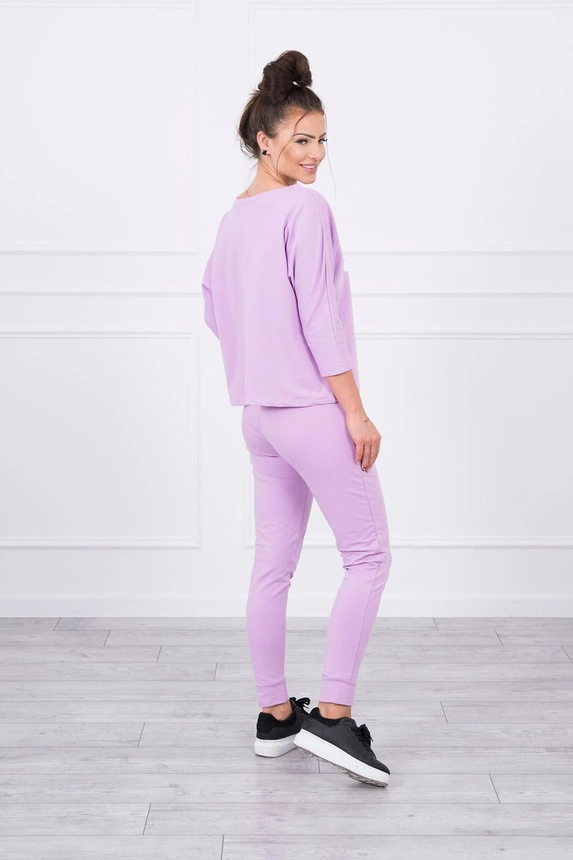 Set with Queen print purple