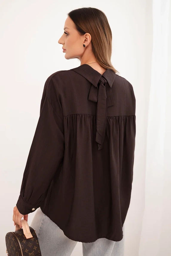 Elegante Damenbluse aus Viskose mit dekorativen Knöpfen braun