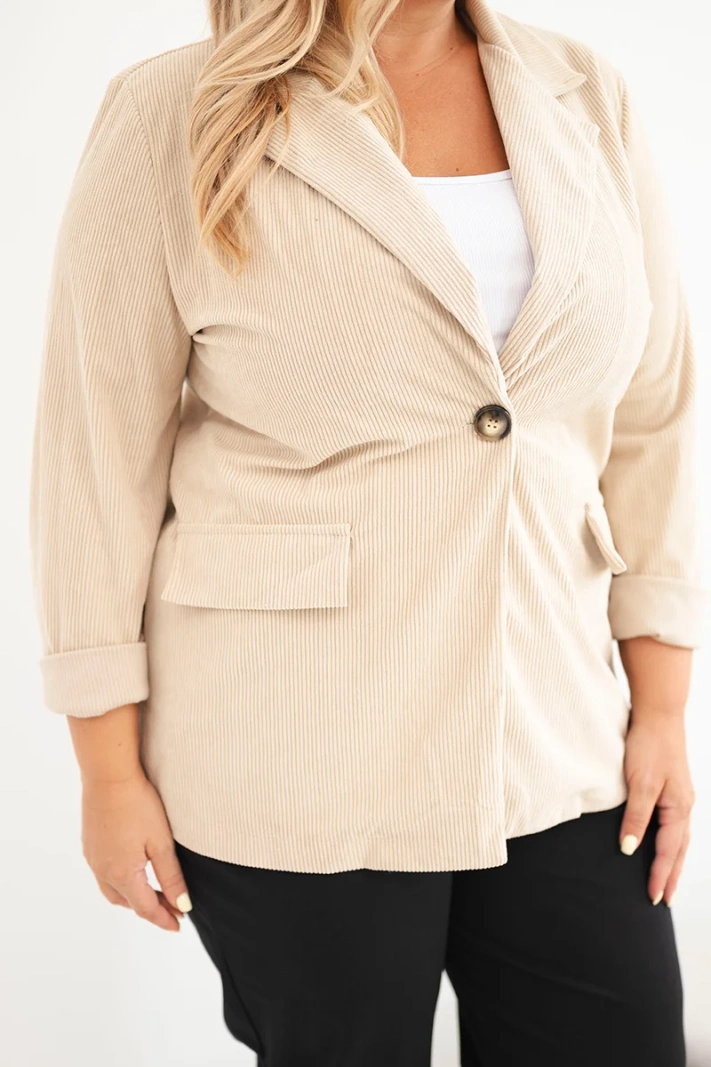 Dámské sako Plus Size manšestrové s klopami a kapsami béžová