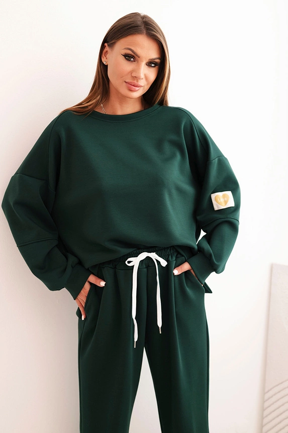 Damen-Set aus weichem Material mit lockerer Bluse und Hose mit dem Schriftzug LOVE dunkelgrün