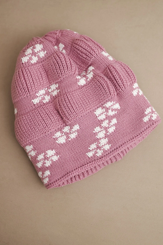 Women's winter knitted hat with snowflake pattern K463 dark pink
