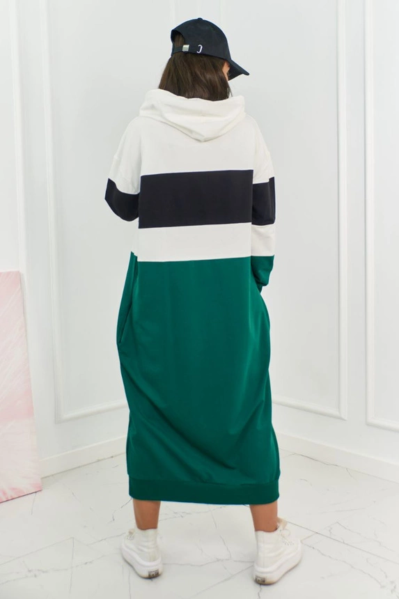 Dreifarbiges Kleid mit Kapuze Ecru + Schwarz + Dunkelgrün