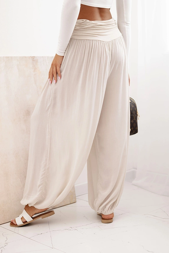Women's viscose trousers with wide leg and ruffles beige