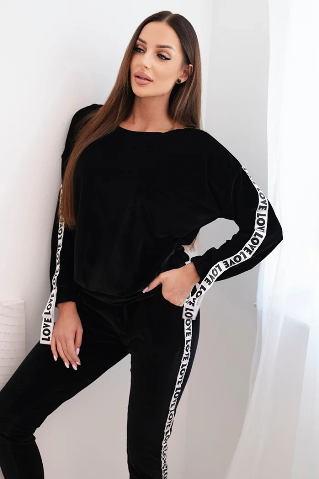 Velúrová súprava Love čierna