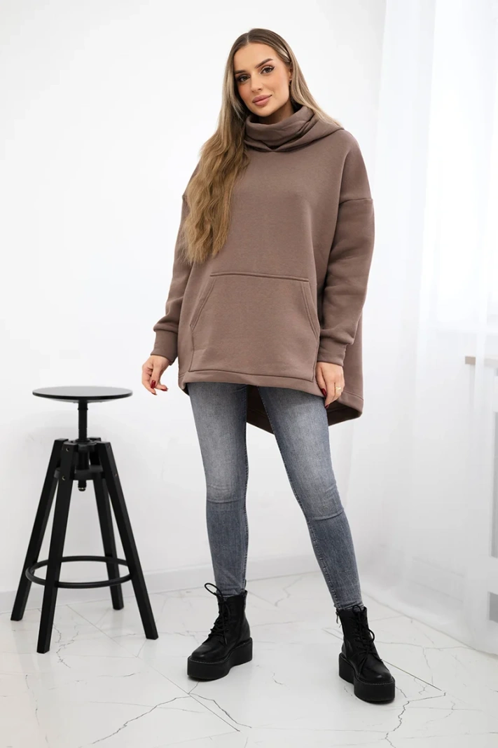 Insulated sweatshirt with a zipper at the back mocca