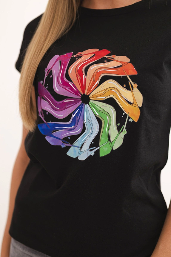 Women's cotton short-sleeve blouse with colorful print black