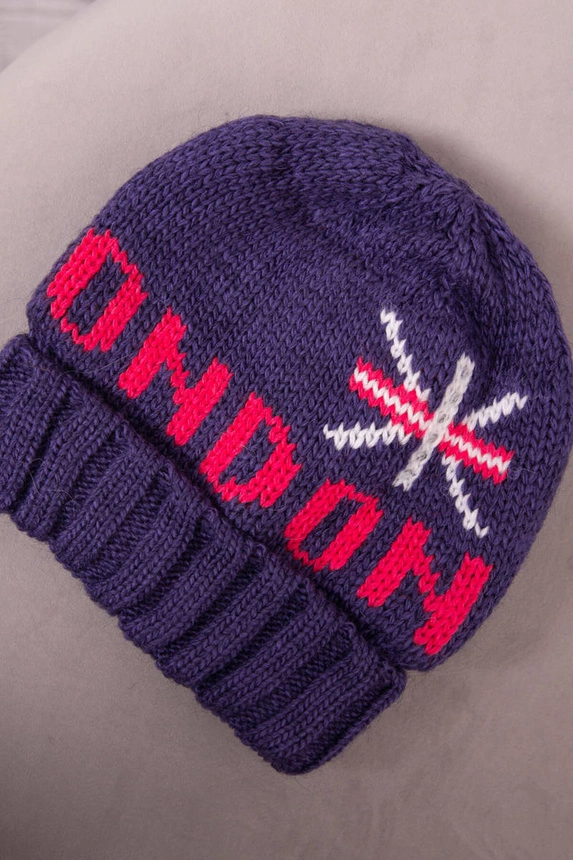 Damenmütze London K385 dunkelviolett