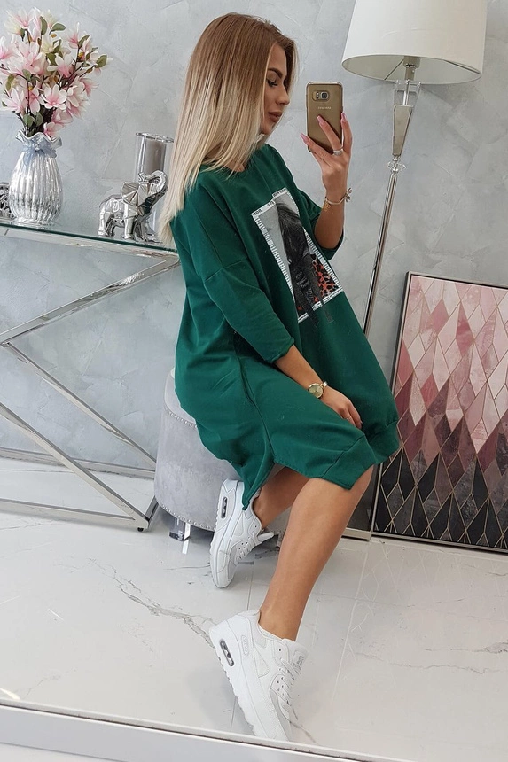 Kleid mit Druck und ausgestelltem Boden grün