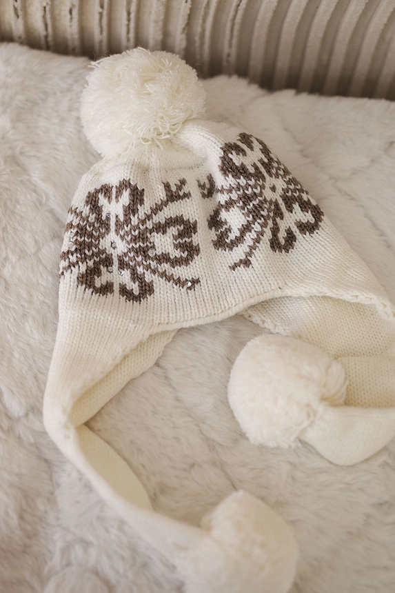 Dámská klapka na uši Balbina K381 light ecru