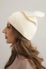 Women's ribbed hat with decorative button made of viscose and modal ecru