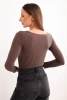 Ladies' cashmere blouse with a round neckline and long sleeves brown