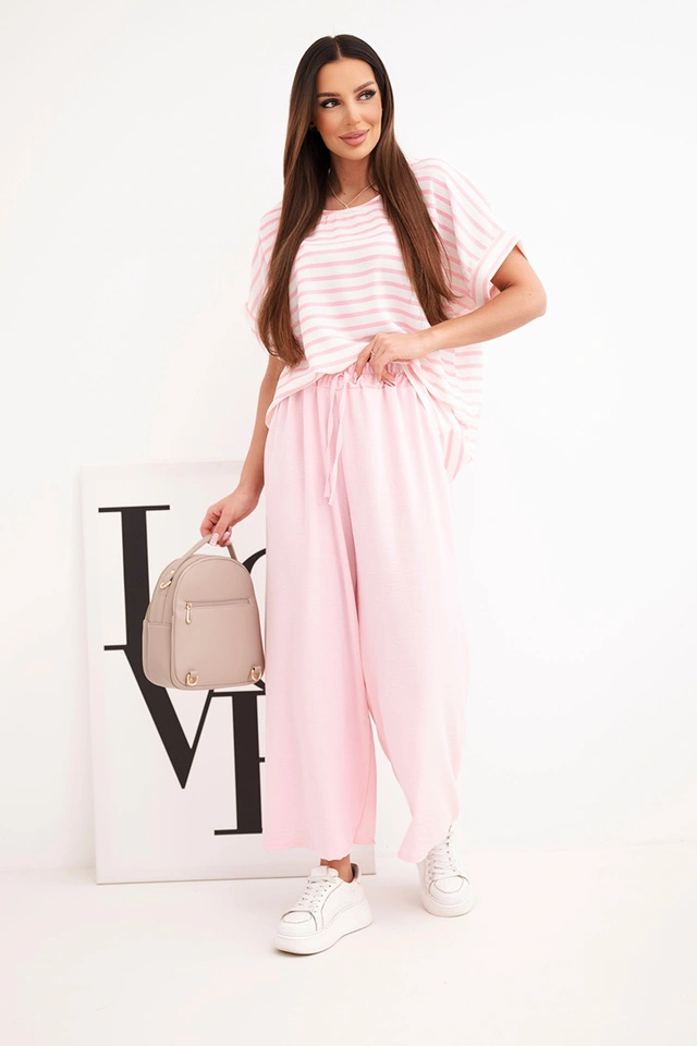 Komplet damski wiskozowy z bluzką w paski i szerokiemi spodniami z gumką pudrowy róż