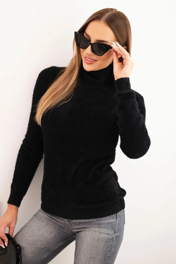Women's alpaca sweater with turtleneck black