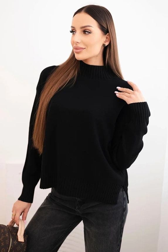 Women's loose-fitting viscose sweater with a mock turtleneck black