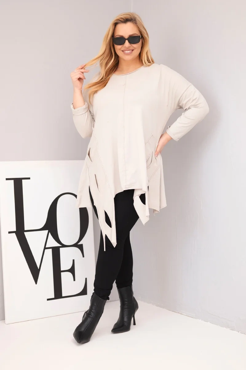 Bluzka damska bawełniana Plus Size z asymetrycznym dołem i wycięciami beżowa