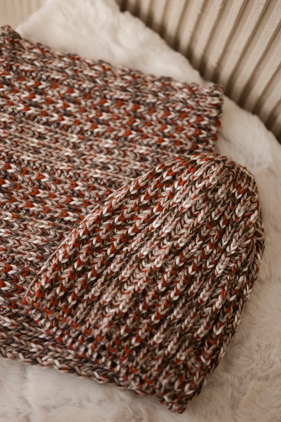 Moteriškas vilnonis rinkinys Merry K202 rudas+raudonas