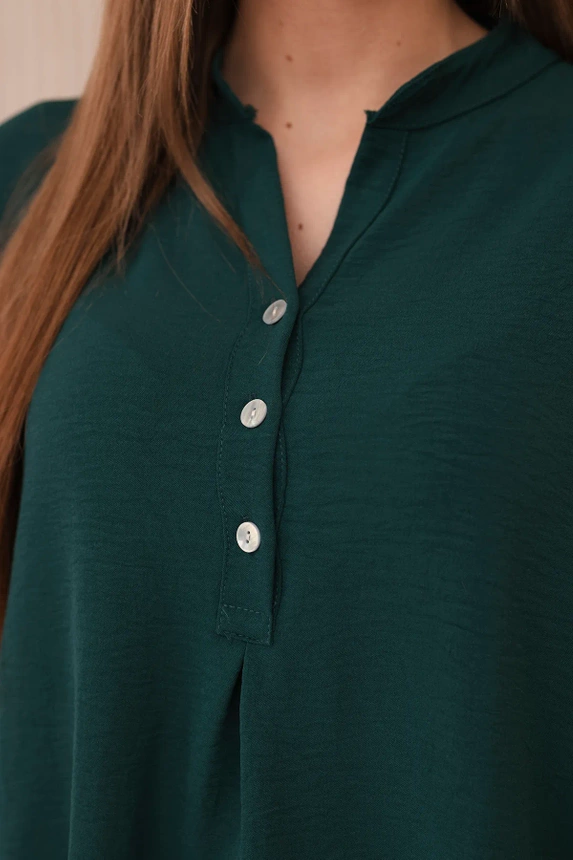 Blouse with a longer back dark green