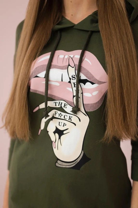 Kleid mit längerem Rücken und buntem Khakidruck