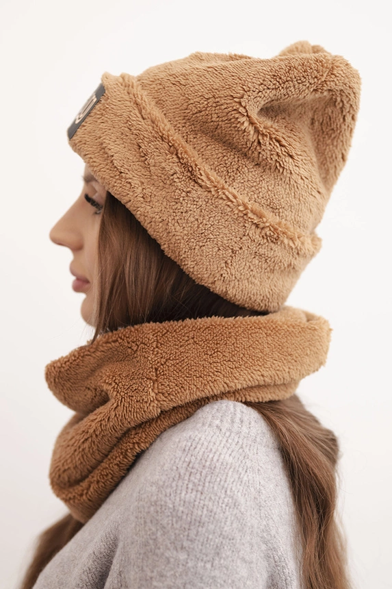 Women's fleece set hat and scarf with decorative patch camel