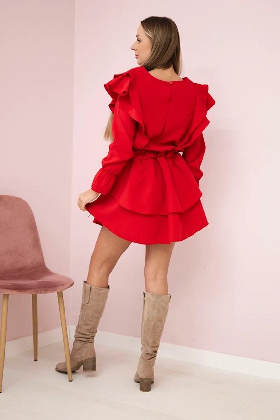 Kleid mit vertikalen Rüschen rot