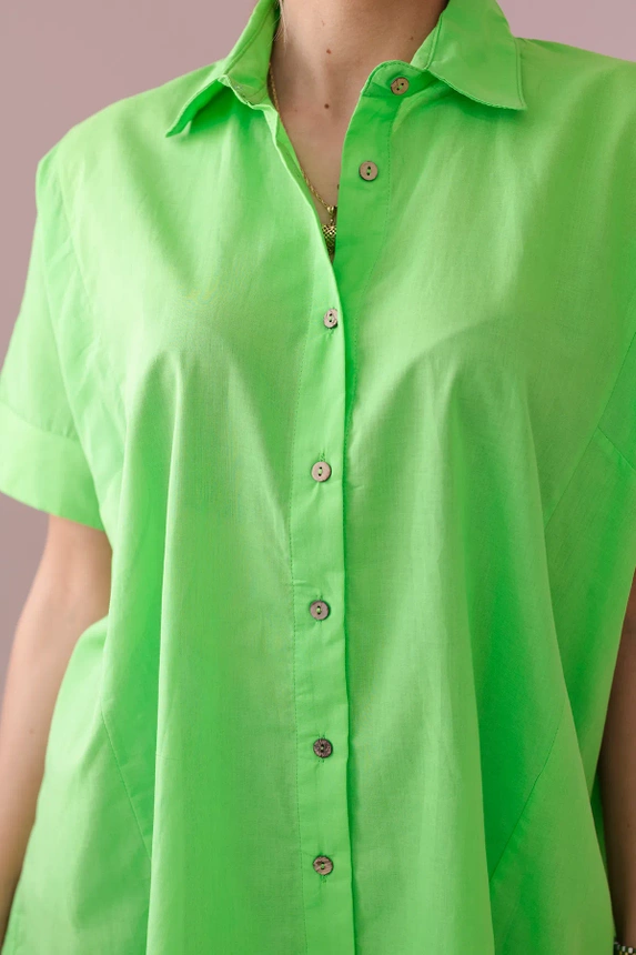 Short-sleeved cotton shirt bright green