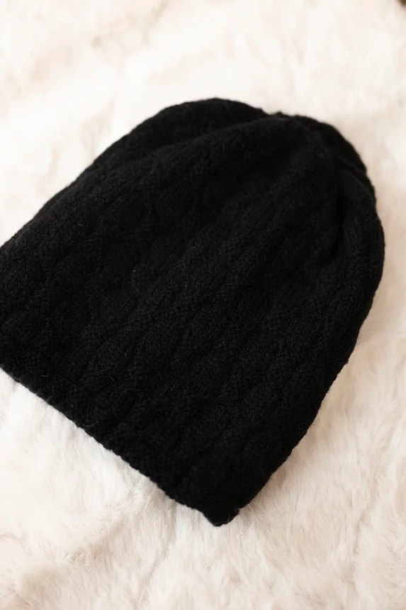 Čepice Agata K222 černá