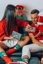 Kalėdinės unisex kojinės dėžutėje – 2 porų rinkinys su Kalėdų Seneliu ir juostelėmis
