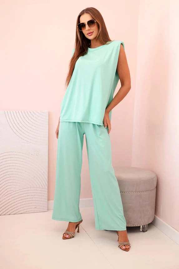 Women's set made of viscose with no sleeves and straight trousers mint