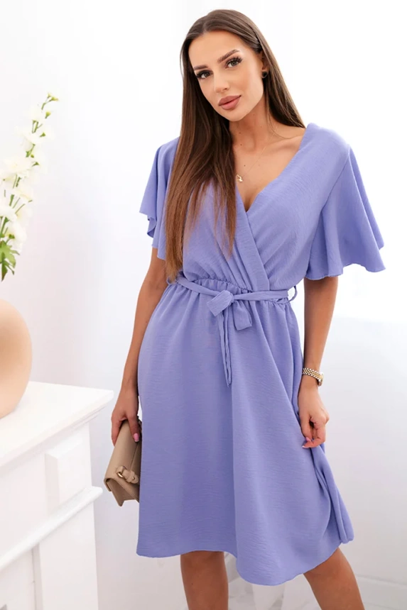 Dress with a plunging neckline purple