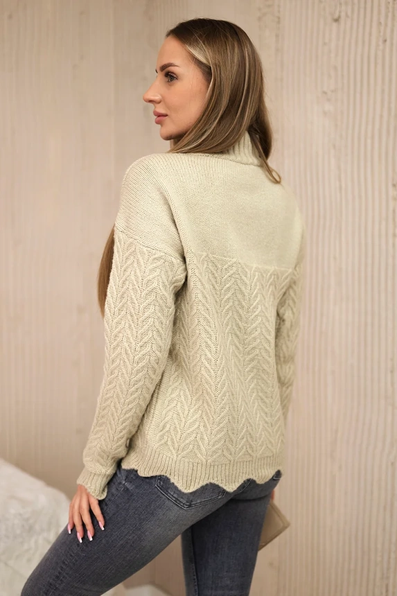 Sveter s ozdobným volánom béžový