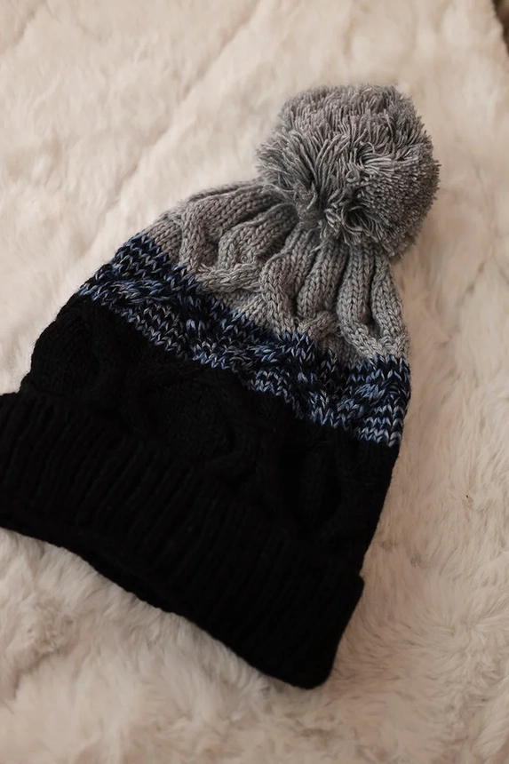 Čapica s fleece Alice K248 čierna+šedá