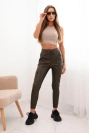 Damenhose aus Kunstleder mit Taschen und Bindung in der Taille khaki