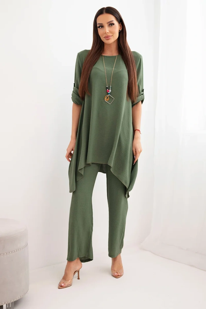Set Bluse + Hose mit Anhänger Licht khaki