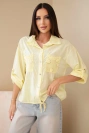 Damen-Baumwollbluse mit verstellbarem Saum und Taschen gelb