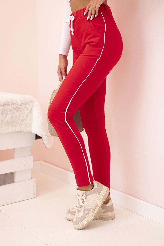 Women's cotton cargo pants with pockets and chain beige