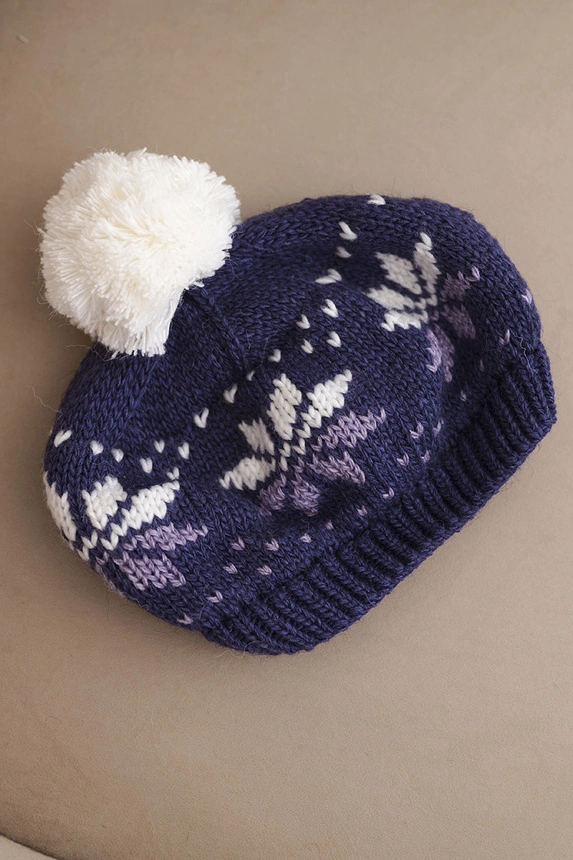 Women's winter wool hat with zirconia and pattern K455 mocha