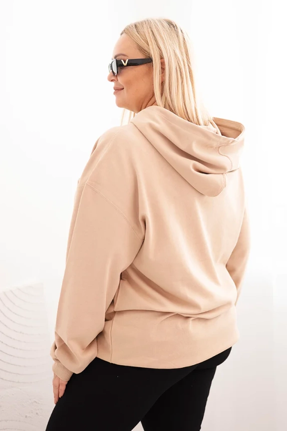 Moteriška pėtelė su gobtuvu ir kengūros kišene Plus Size medvilninė šviesiai ruda