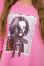 Kleid mit Druck und ausgestelltem Boden rosa