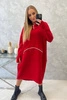 Isoliertes Kleid mit Kapuze rot