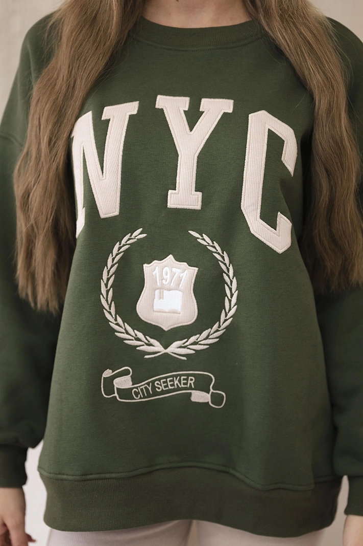 Baumwollset isoliertes sweatshirt + leggings khaki