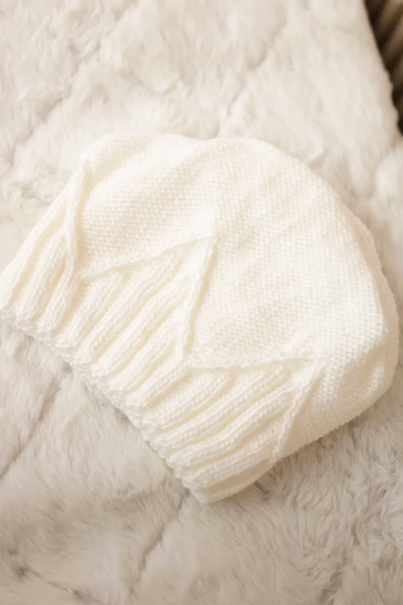 Women's cap Liliana K375 white