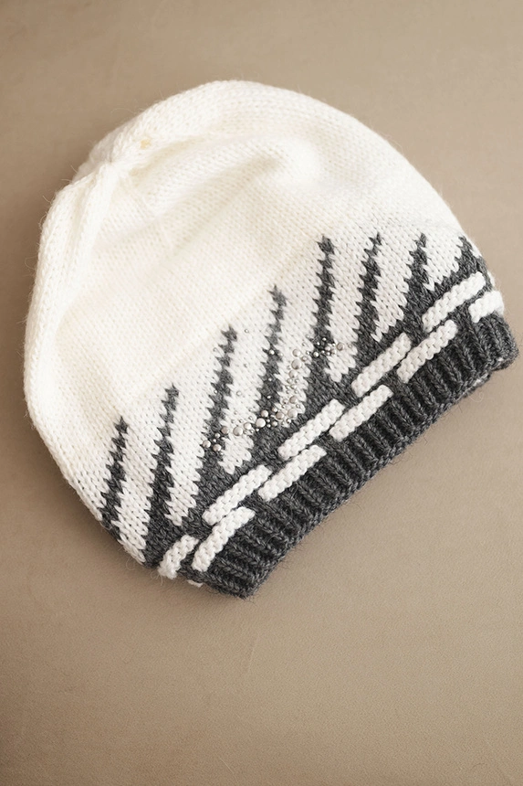 Women's winter wool hat with geometric pattern and rhinestones K469 white