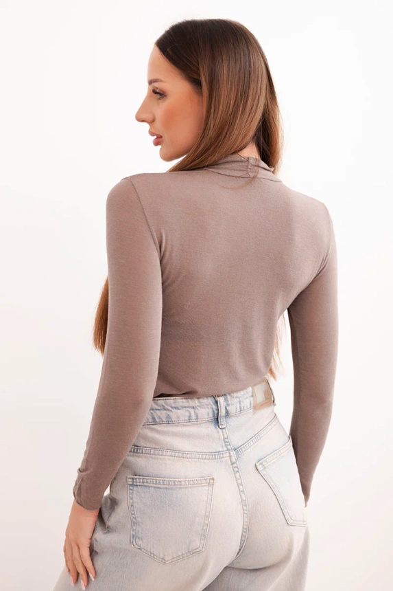 Damen Kaschmirbluse mit zartem Rollkragen und langen Ärmeln mocca