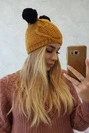 Vilnonė kepurė 2 pomponai K291 garstyčių spalvos