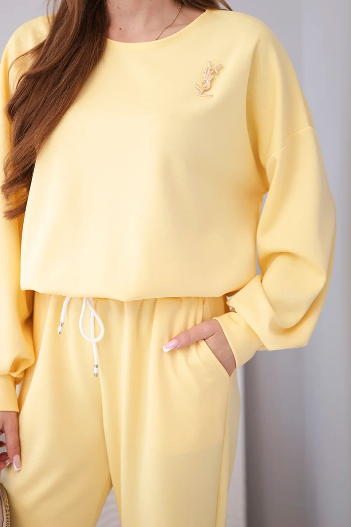 Damen-Set Butterbluse mit Brosche und Hose mit geradem Bein zitronenfarbeny